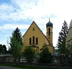 Farní kostel sv. Jana Nepomuckého ve Větřní.