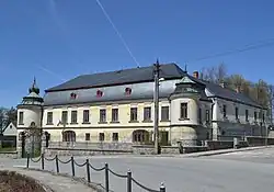 východní křídlo zámku