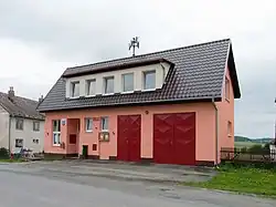 Obecní úřad a hasičská zbrojnice ve Všemyslicích