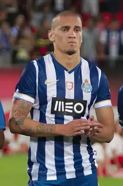 Maicon (2013)