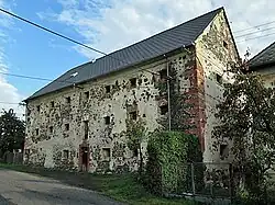 Valeč, sýpka.jpg