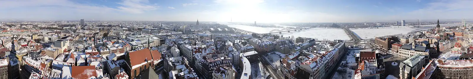Panorama Rigy z věže kostela sv. Petra