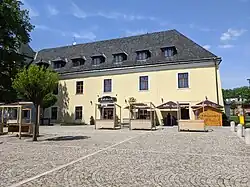 Velká Bystřice - areál zámku (stav květen 2023) (1).jpg
