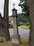 Velké Karlovice - boží muka proti domu čp. 620 (stav červenec 2023).jpg