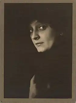 Vera Pearce