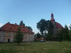 Kostel sv. Michaela archanděla a fara