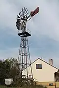 Višňové, větrné kolo (2016-09-28; 03).jpg