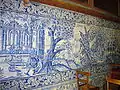 Azulejos v interiéru kaple.