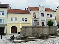 Vimperk_kašna.JPG
