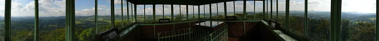 Na vrcholu rozhledny