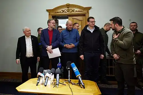 V Kyjevě s ukrajinským prezidentem Zelenským a dalšími členy delegace Kaczynským, Janšou a Morawieckým (15. března 2022)
