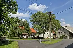 náves