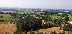 Vranov z Juliiny vyhlídky, v pozadí město Mimoň