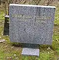 Symbolický hrob V. Polesného na Čestném pohřebišti popravených a umučených z padesátých let (III. odboj) na Ďáblickém hřbitově