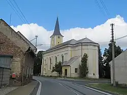 Vrchoslavice, kostel zezadu.JPG