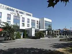 Hotel Lav