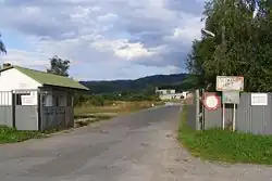 Vstup do vojenského újezdu Javorina z obce Ľubica