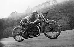 Závodní Walter M 922, Bohumil Turek v plném tempu (1924)