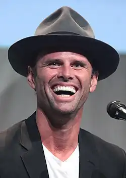 Walton Goggins na Comic-Conu v roce 2015