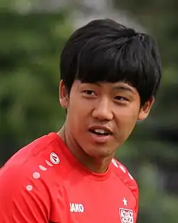 Wataru Endó v dresu VfB Stuttgart (2019)