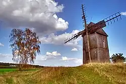 Větrný mlýn v Lubięcině