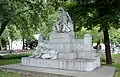Brahmsův pomník ve Vídni na Karlsplatz