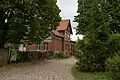 Dům