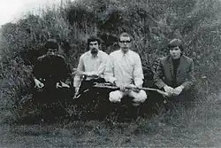 Richard Coughlan (první zprava) s dalšími členy skupiny The Wilde Flowers v roce 1966.