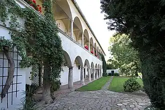 Schloss Am Hof, sídlo Stephana a Franzisky Sweerts-Sporckových