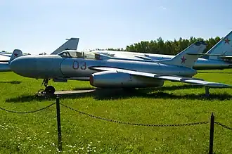 Jak-25 ze sbírek muzea v Moninu