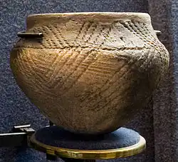 Keramická nádoba, Jámová kultura, 3600-2300 př. n. l.