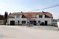 Obecní úřad a koloniál