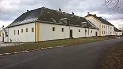 Dvůr Lyra