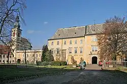 Zámek ve Smiřicích