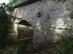 Zámostí (Hluboká nad Vltavou) - silniční most č. 146-003 přes Luční potok.jpg
