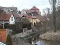 Domy ve středu obce, podél Miletínského potoka