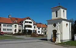 Kaple a radnice
