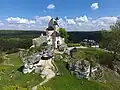 Pohled na hrad a restauraci z Lasecké brány