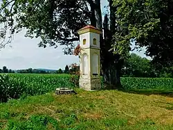 Zděná boží muka severně od Herálce (Q37273959) 01.jpg