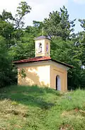 Kaplička nad vsí