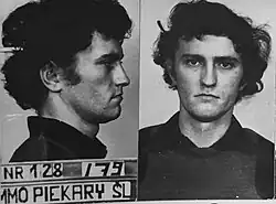 Fotografie pořízená policií po zatčení Joachima Knychały
