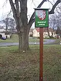 Lípa s označníkem od jihu