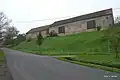 Zemědělská stavení ze silnice na Vrbku