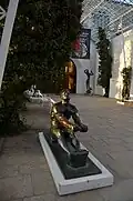 zimní zahrada s expozicí soch