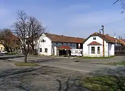 Náves ve Zlončicích
