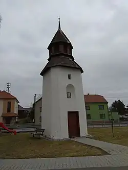 Zvonice v Olšovci.jpg