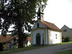 Kaple Andělů strážných na návsi