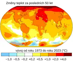 Změny přízemních teplot vzduchu za posledních 50 let.[1] Nejvíce se oteplila Arktida a teploty na pevnině se obecně zvýšily více než teploty na povrchu moře.