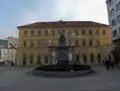 Celkový pohled na pomník Josefa Jungmanna